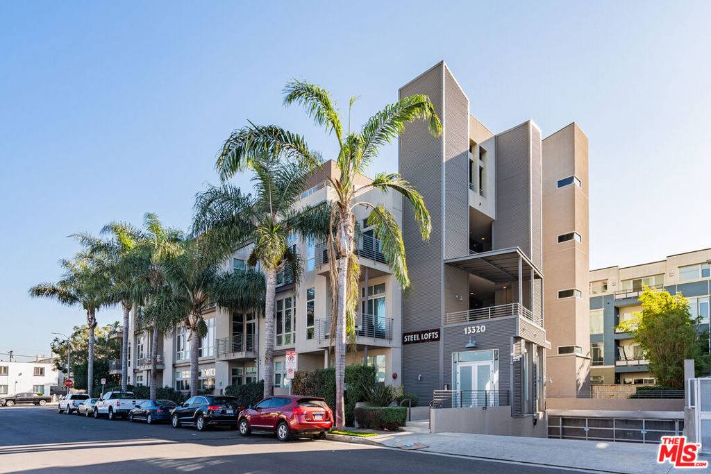 Marina Del Rey, CA 90292,13320 Beach AVE #203