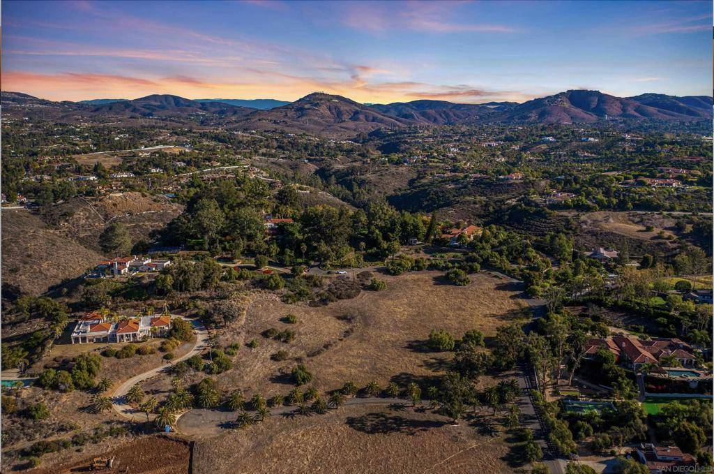 Rancho Santa Fe, CA 92067,Puerto De Destino