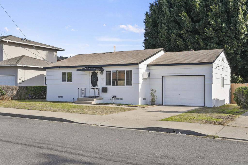 La Mesa, CA 91941,7565 Sturgess Ave