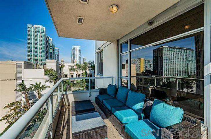 San Diego, CA 92101,700 W E St #702