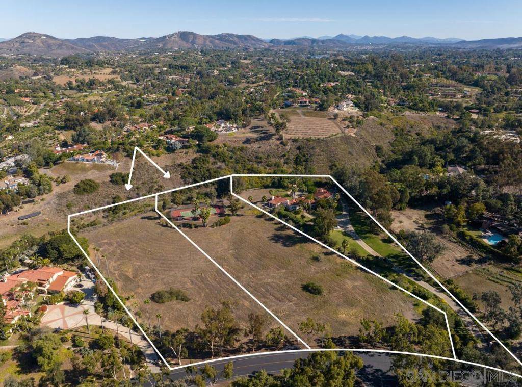 Rancho Santa Fe, CA 92067,377 Flores De Oro