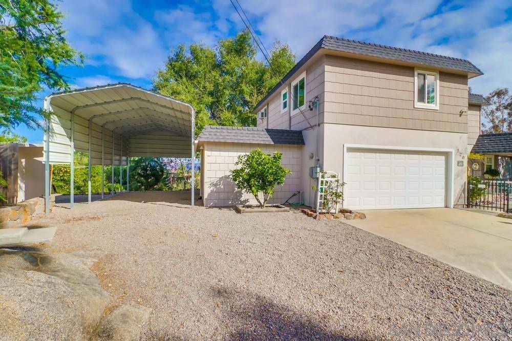 Alpine, CA 91901,720 Sky Mountain Lane