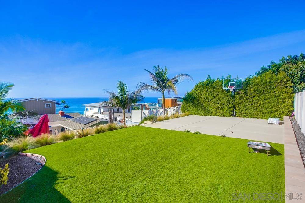 1571 San Elijo Ave Cardiff By The Sea, CA 92007