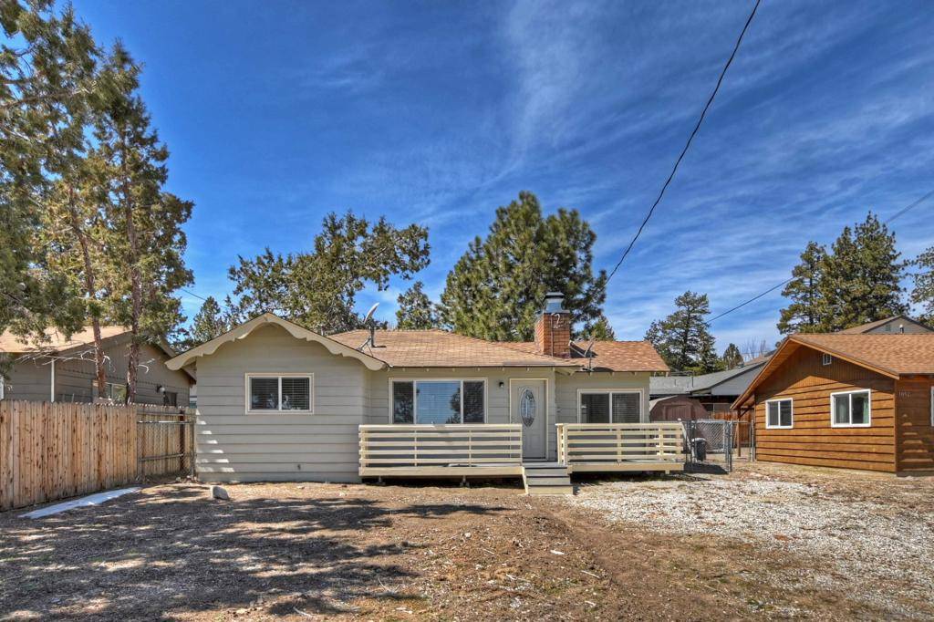 Big Bear, CA 92314,1090 Paradise Way