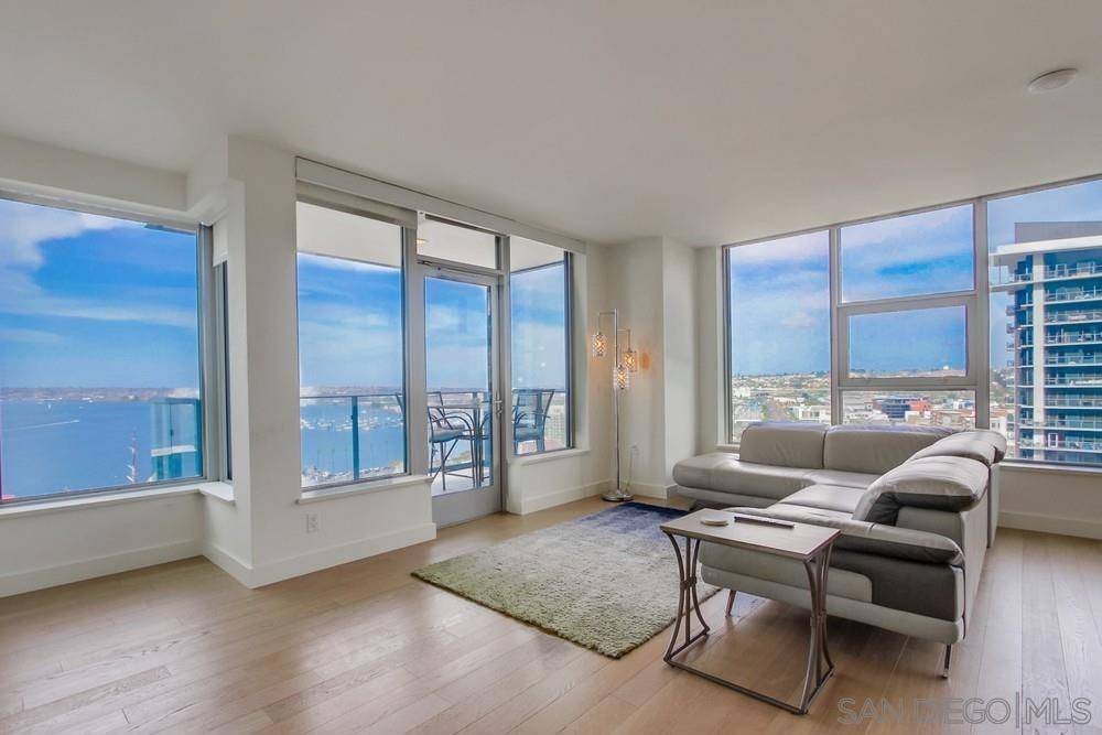 San Diego, CA 92101,1388 Kettner Blvd #1902