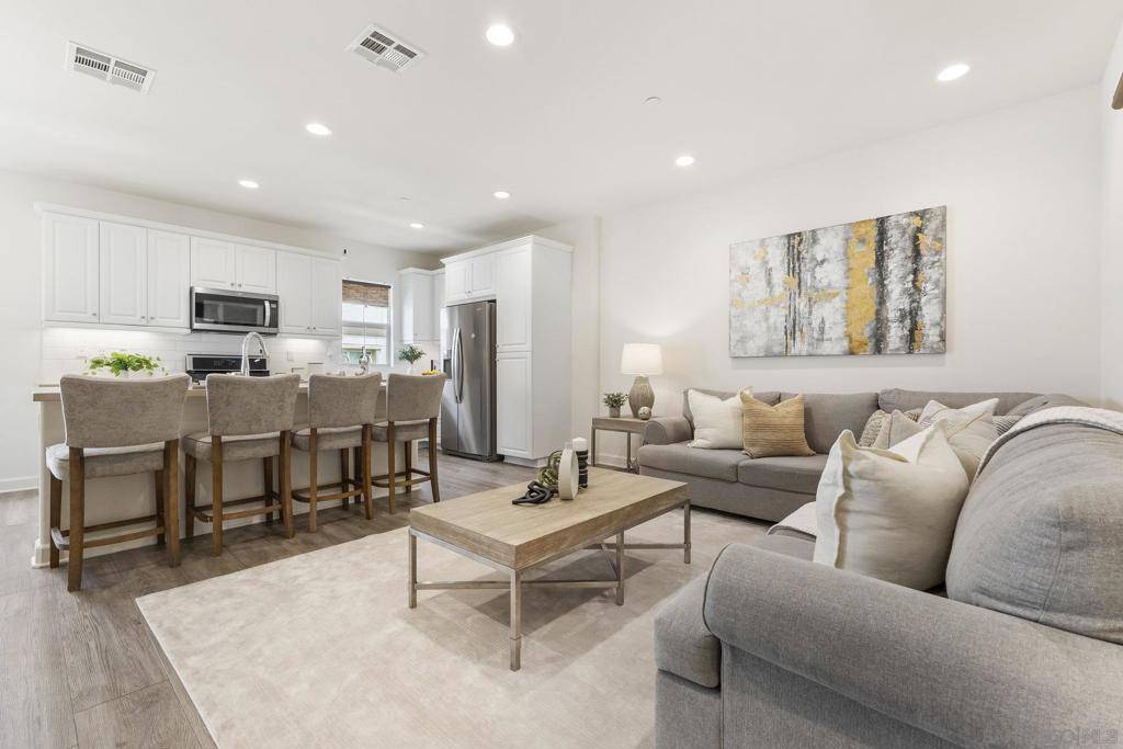 San Marcos, CA 92078,929 Slate St