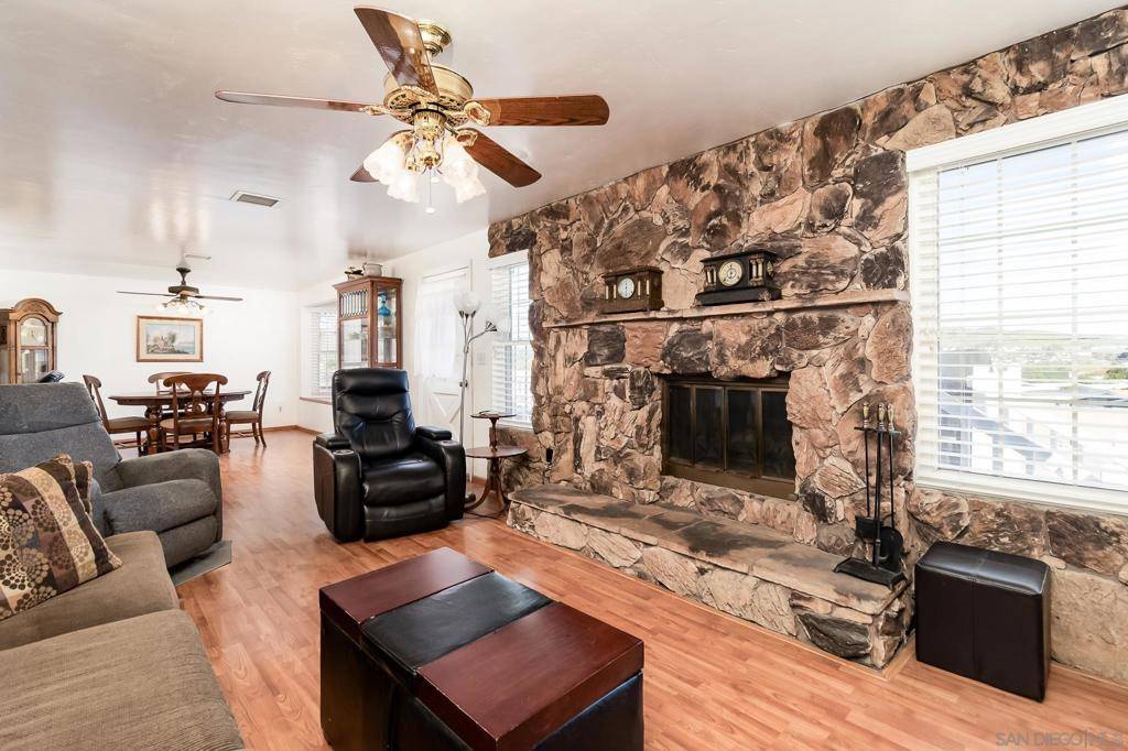 Santee, CA 92071,8423 Prospect Ave