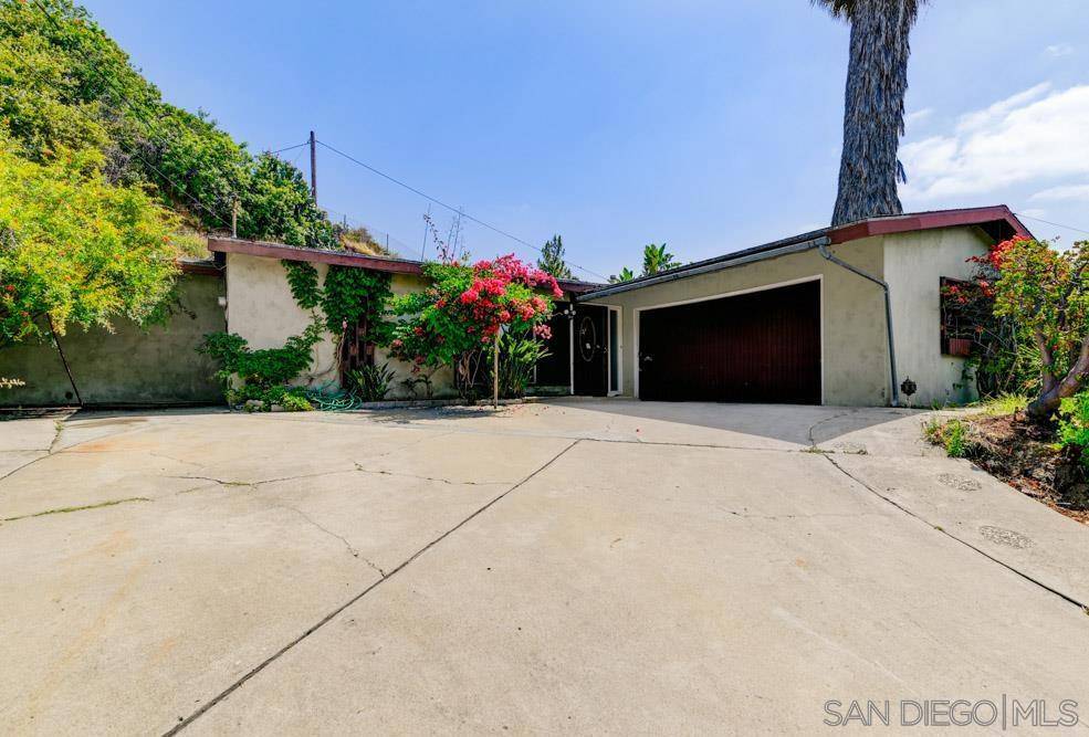 San Diego, CA 92105,3411 Streamview Pl