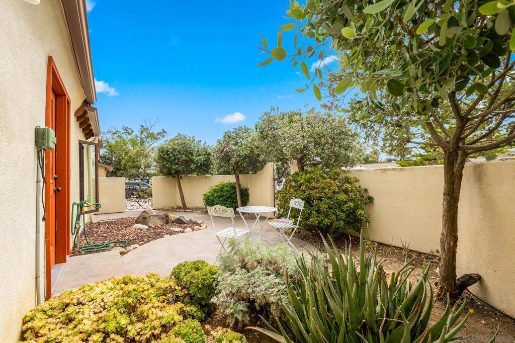 Poway, CA 92064,15315 Jenell St