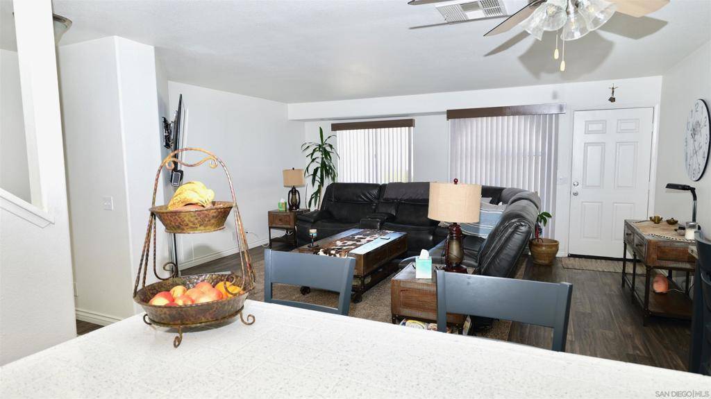 San Diego, CA 92109,2050 Garnet Ave