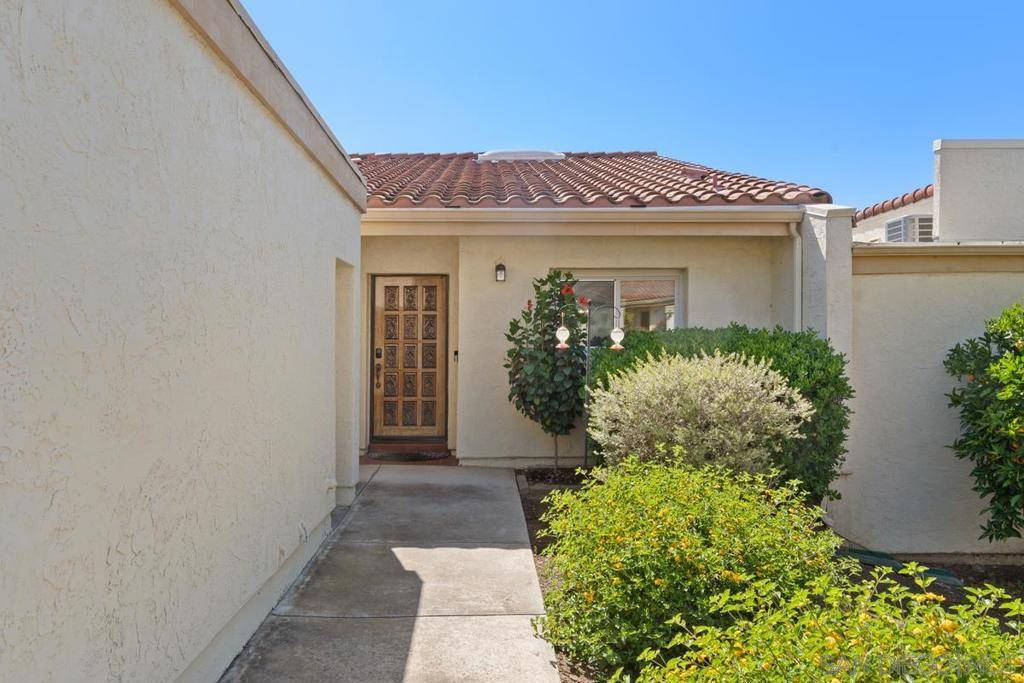 Poway, CA 92064,17442 Port Marnock Dr