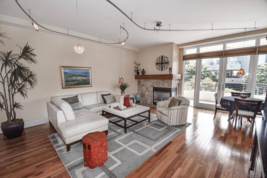 Coronado, CA 92118,1220 1st Street #Unit #203