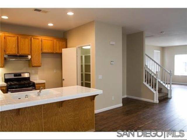Chula Vista, CA 91913,1989 Geyserville St.