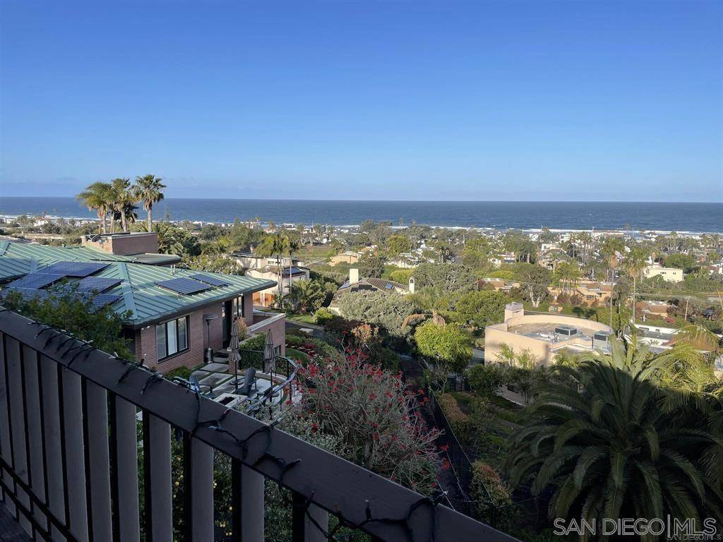 Del Mar, CA 92014,2150 Balboa Ave. Guesthouse