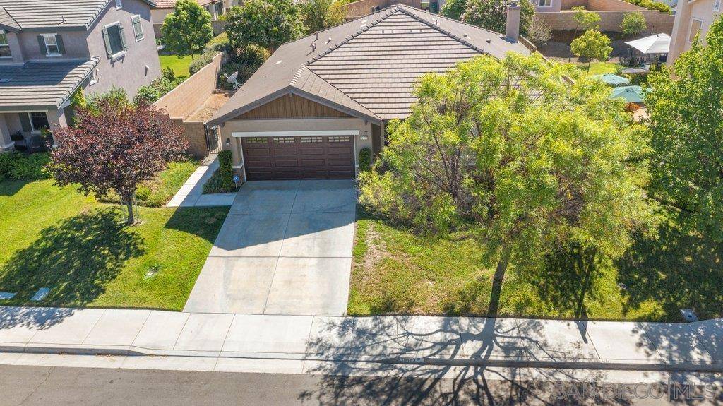 Murrieta, CA 92563,30883 Suncatcher St