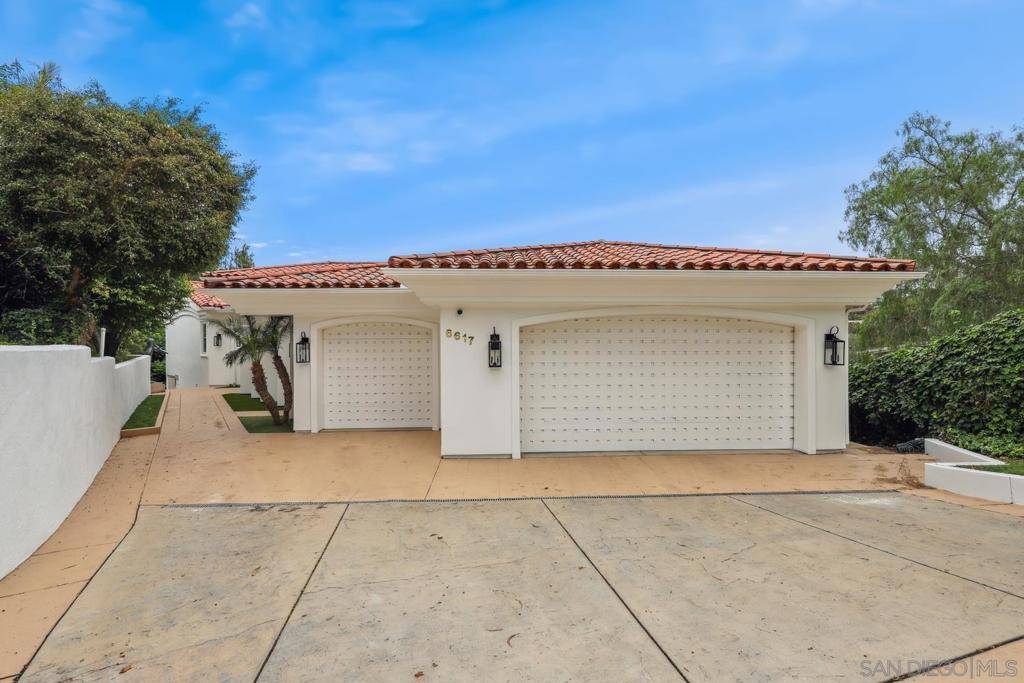 La Jolla, CA 92037,6617 Muirlands Dr