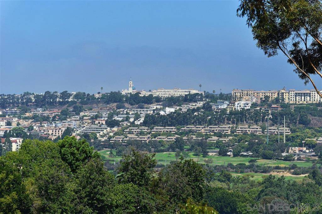 San Diego, CA 92103,4328 Plumosa Way
