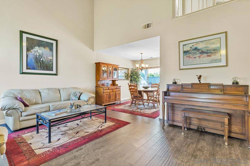 Oceanside, CA 92057,772 Gregory Lane