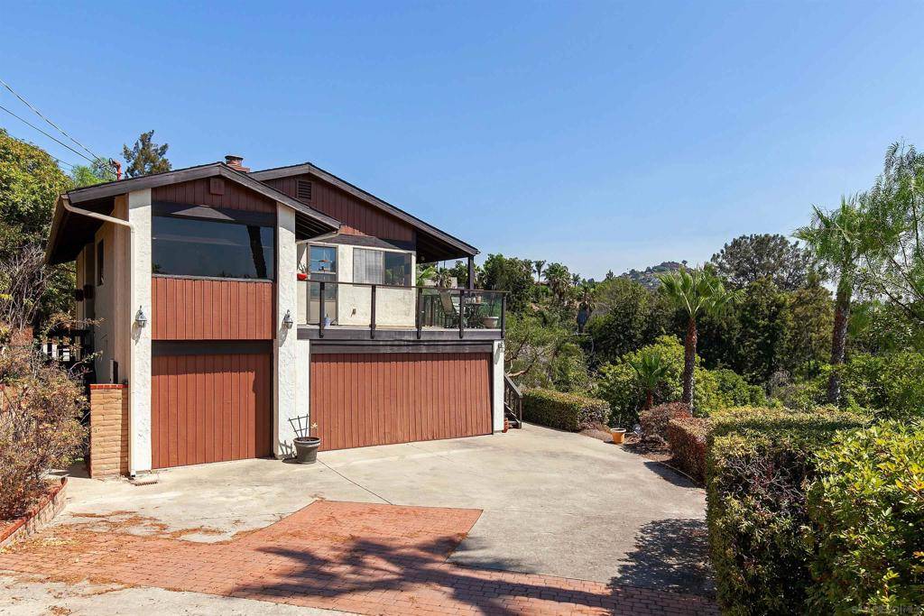 La Mesa, CA 91941,4537 Panorama Drive