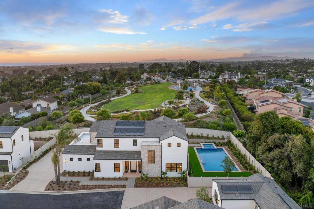Carlsbad, CA 92008,2916 Highland Dr.