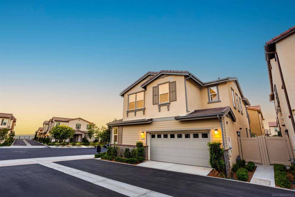 Carlsbad, CA 92011,6601 Agave Cir