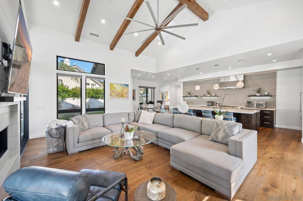 Rancho Santa Fe, CA 92091,15954 Via Broma