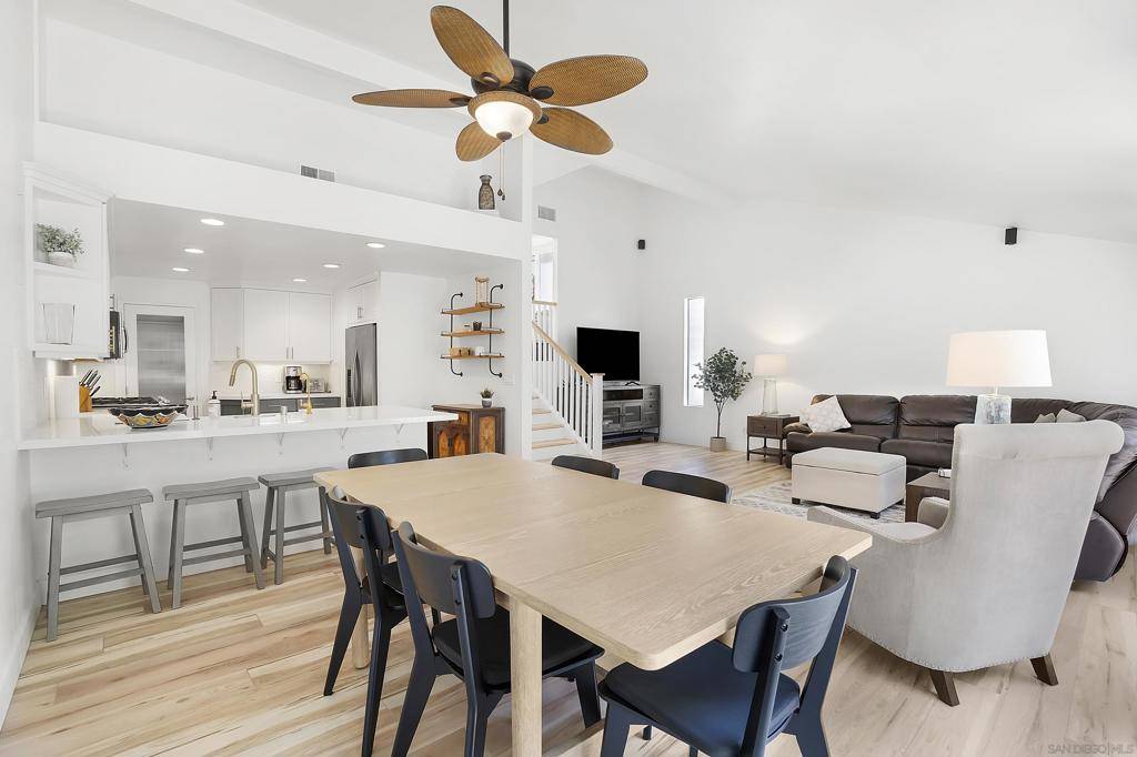 Encinitas, CA 92024,1709 Kennington