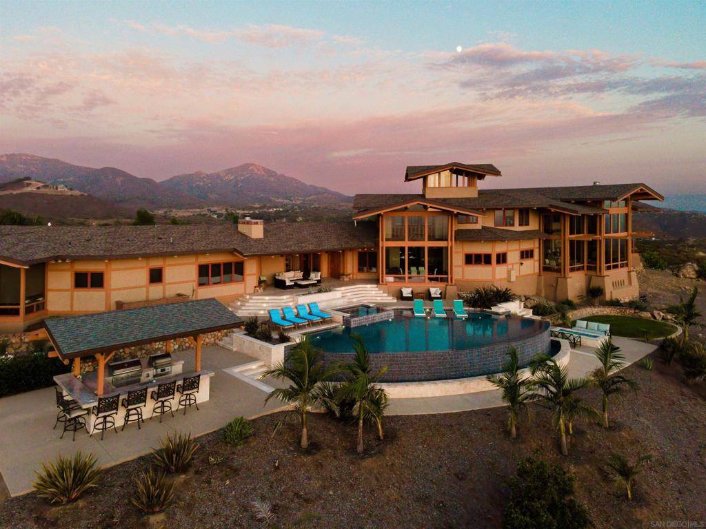 Poway, CA 92064,15535 Westview Road