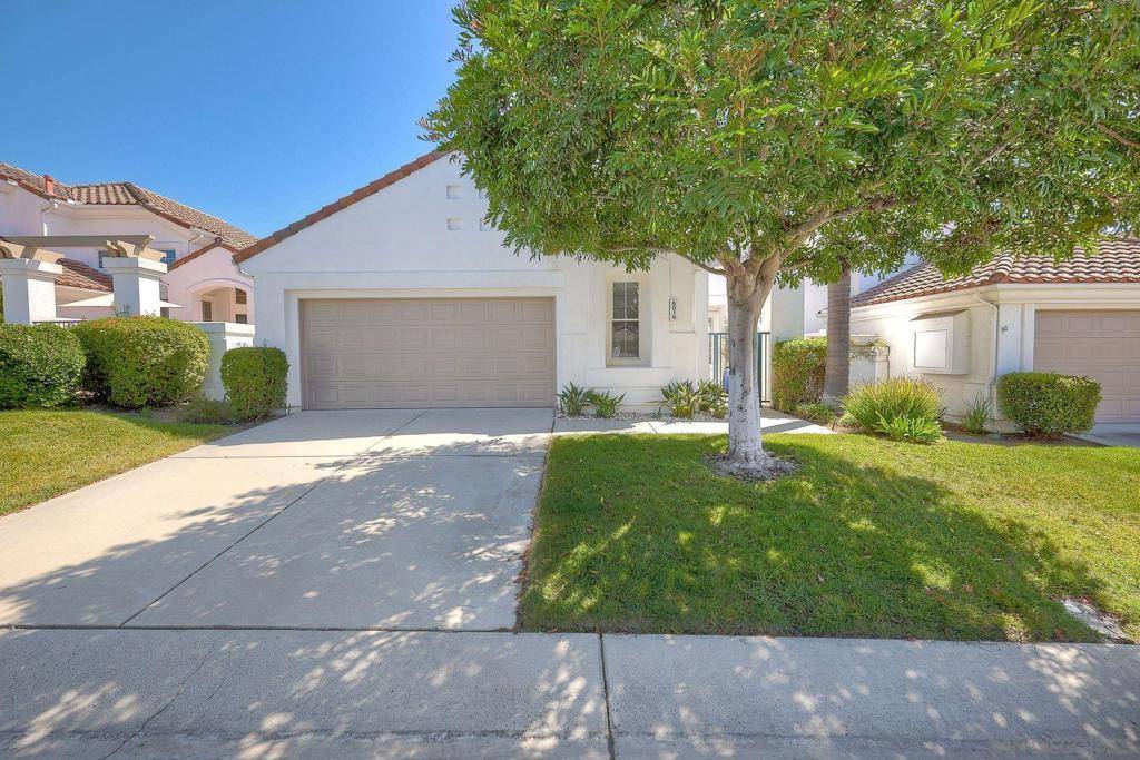 Oceanside, CA 92056,6019 Dassia Way