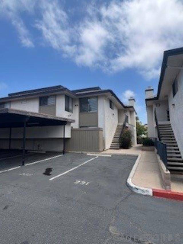 Escondido, CA 92025,450 W Vermont Ave #402