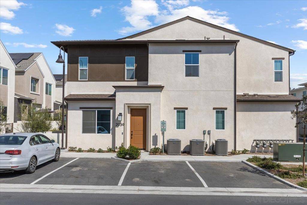 Chula Vista, CA 91913,2039 Bluestone Cir