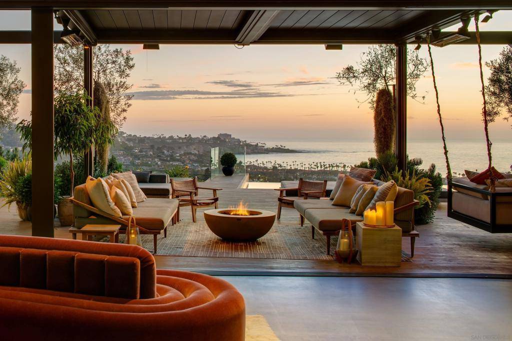 La Jolla, CA 92037,Address not disclosed