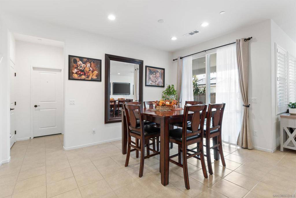 Chula Vista, CA 91913,1075 Camino Marcela