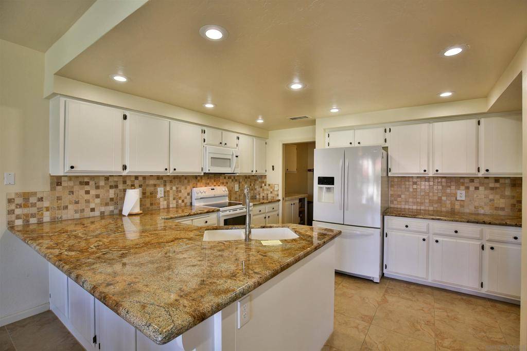 Borrego Springs, CA 92004,202 Pointing Rock Dr #19