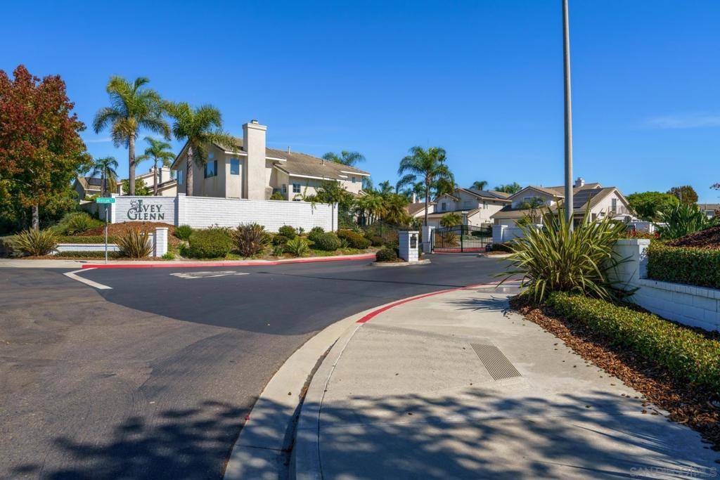 Oceanside, CA 92057,528 Lupine Way