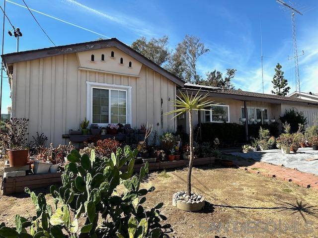 Santee, CA 92071,9332 Oakbourne Road