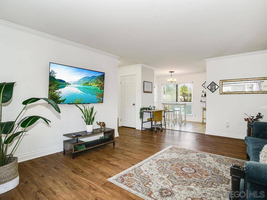 El Cajon, CA 92020,589 N Johnson Ave #129
