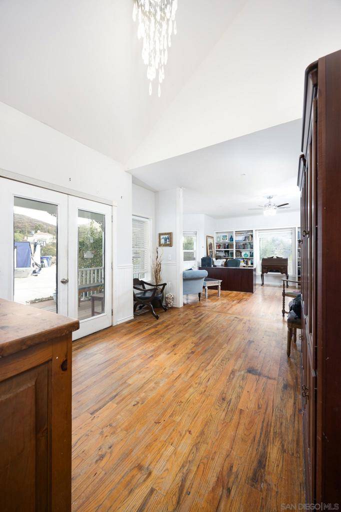 Poway, CA 92064,14530 Crestline Dr