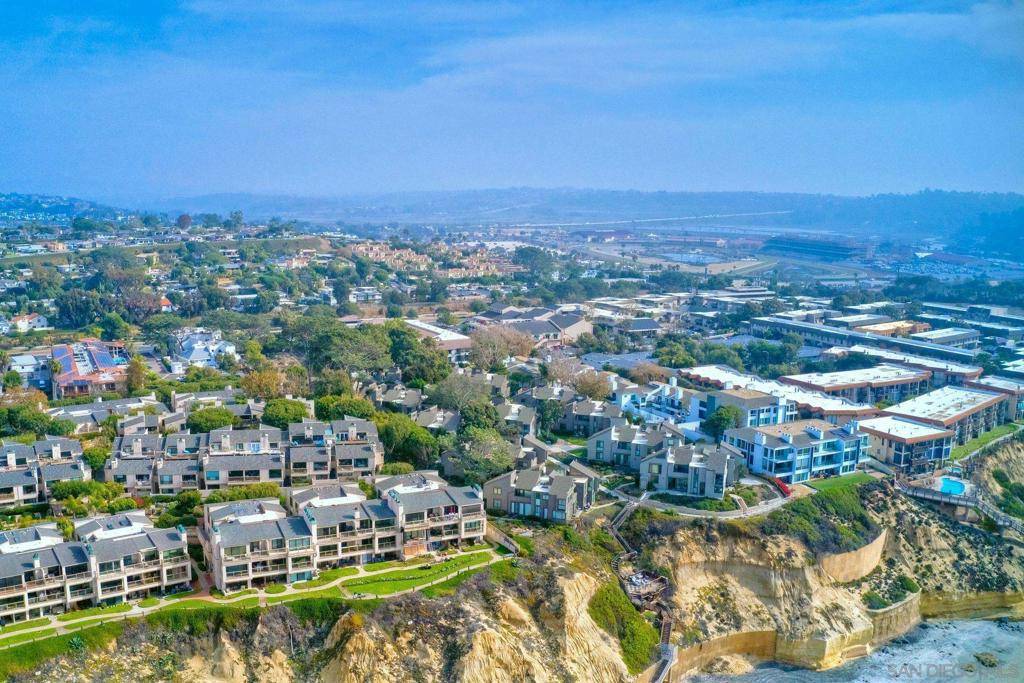 Solana Beach, CA 92075,573 S Sierra Avenue #3