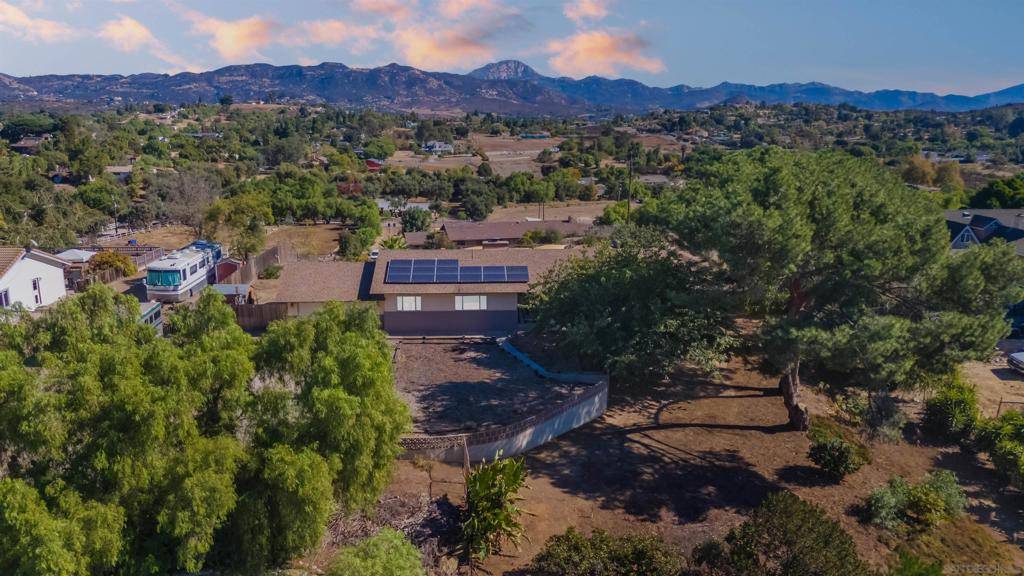 Jamul, CA 91935,2876 Pioneer Way