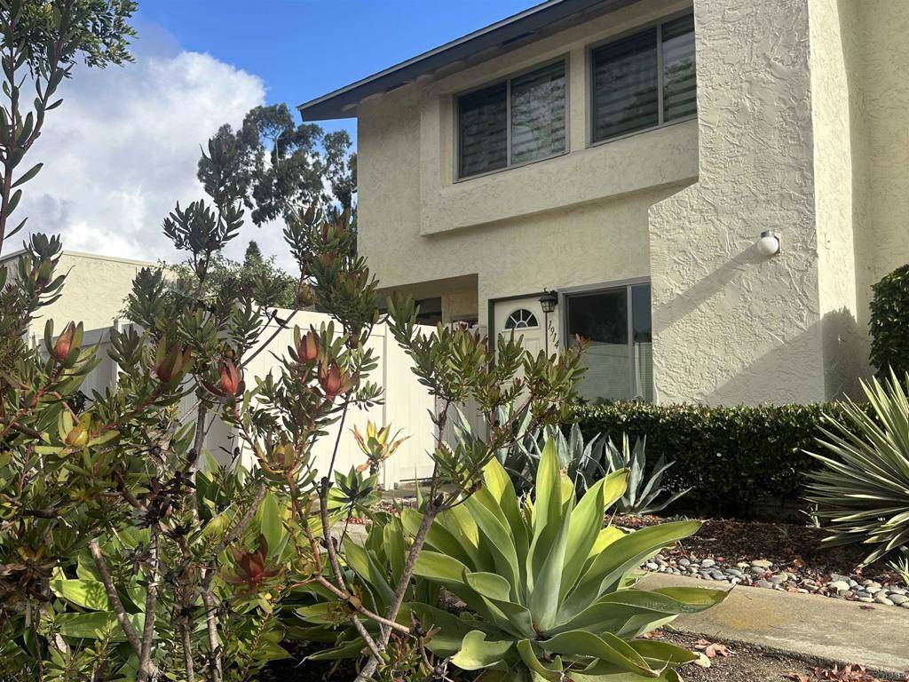 Encinitas, CA 92024,1914 Park Dale Ln