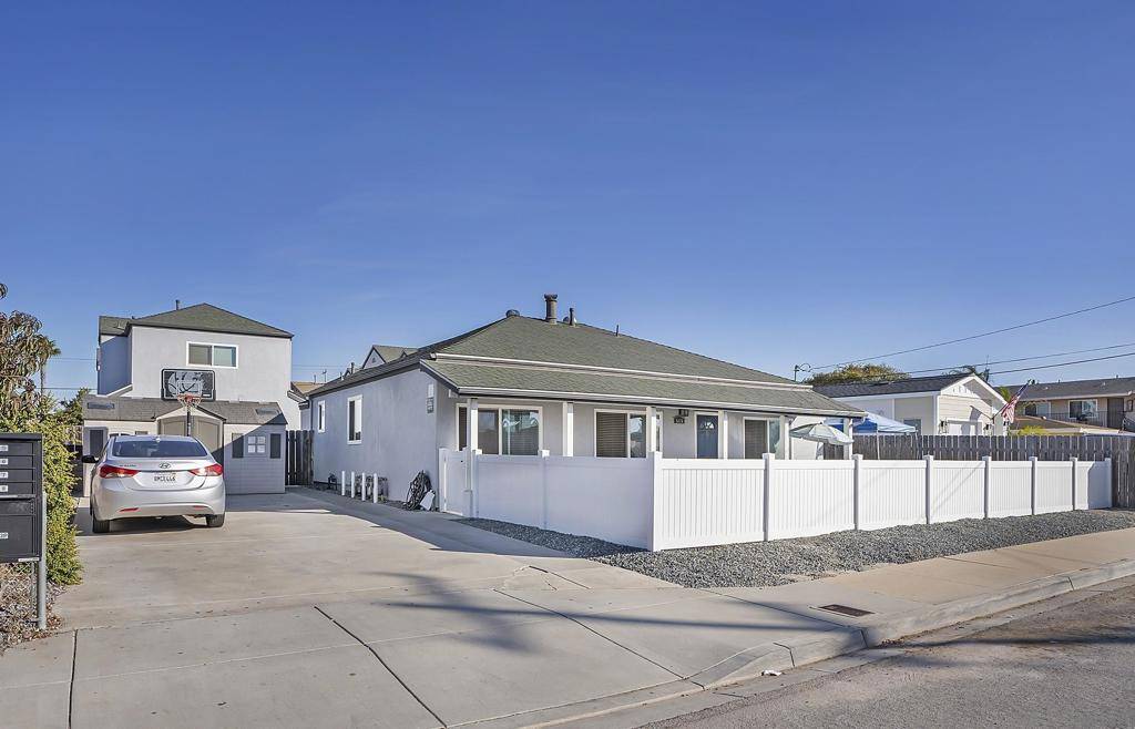 Imperial Beach, CA 91932,565 Florida St