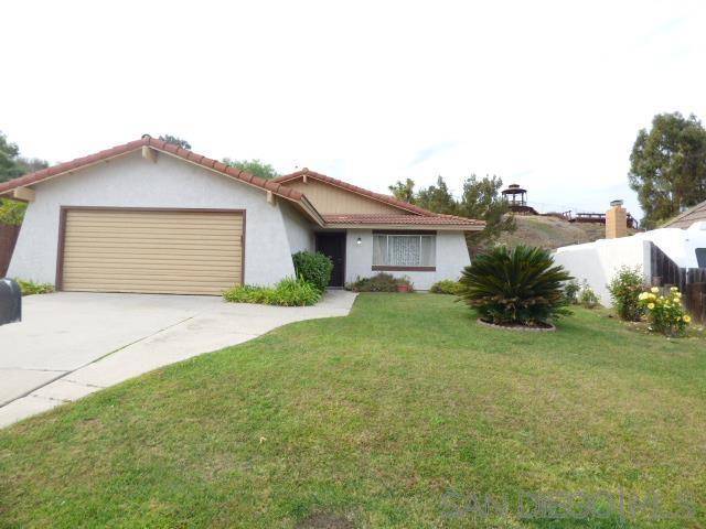 Bonita, CA 91902,5627 Loping Ln