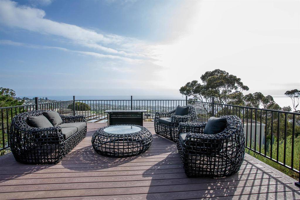 La Jolla, CA 92037,7362 Brodiaea Way