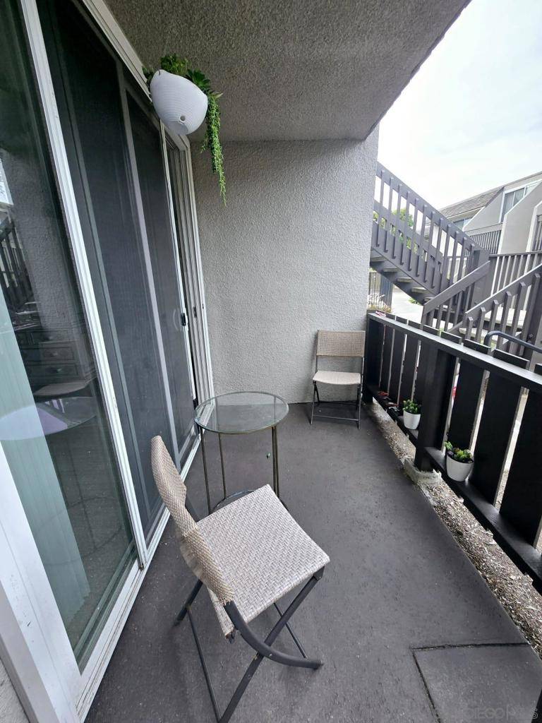 Clairemont Mesa, CA 92111,6333 Mount Ada Rd. #168
