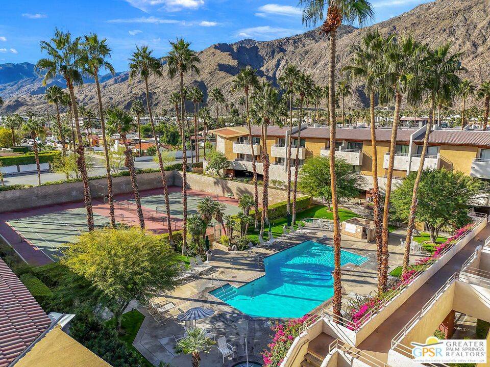 Palm Springs, CA 92262,467 S Calle El Segundo #D4