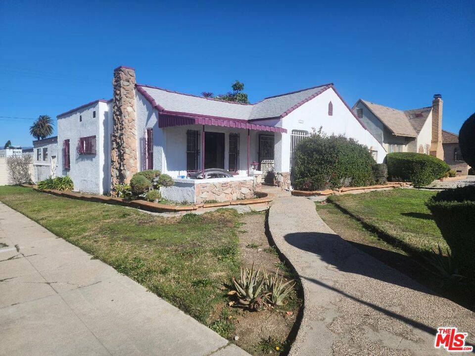 Los Angeles, CA 90043,2529 73rd ST