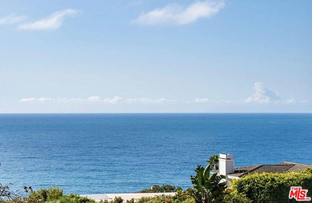 Laguna Beach, CA 92651,31402 Ocean View ST