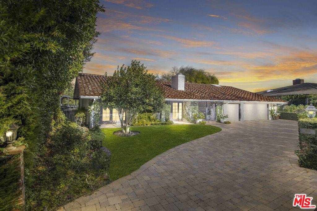 Westlake Village, CA 91361,3668 Twin Lake