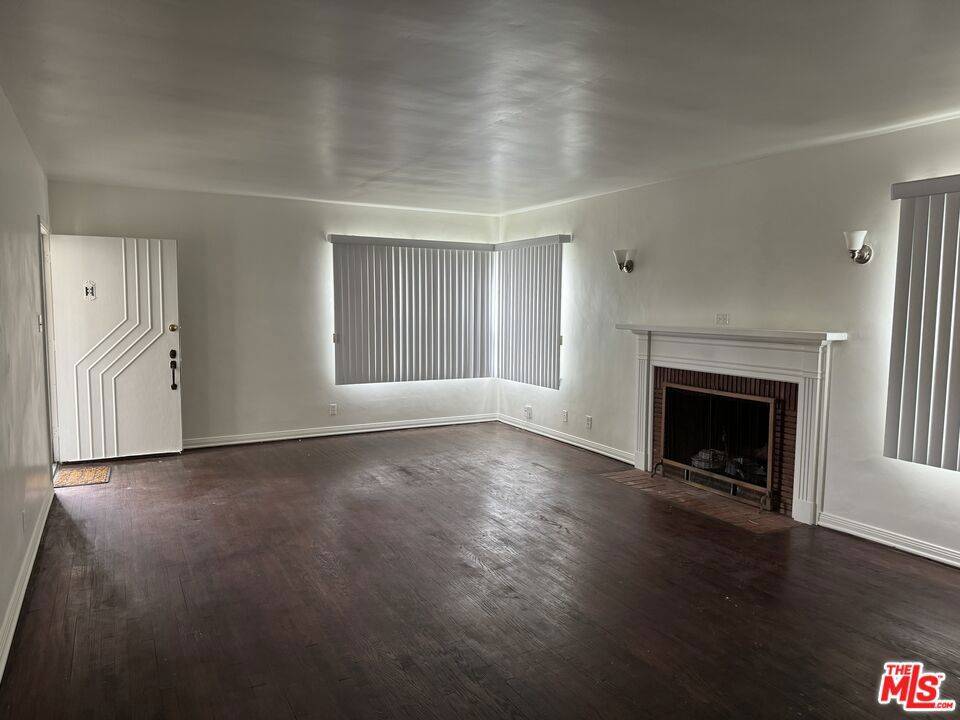Los Angeles, CA 90008,2722 W 43rd PL